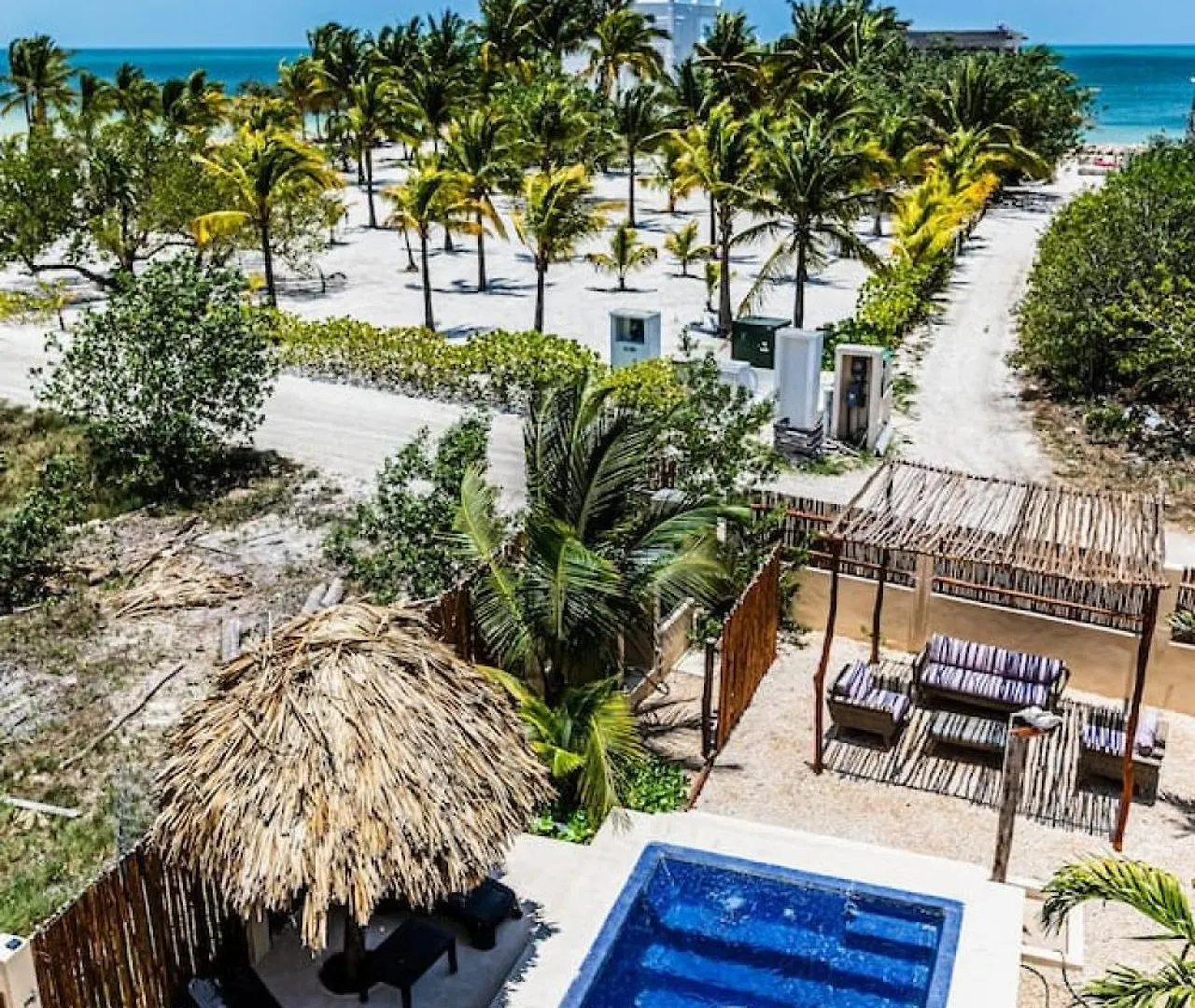 16 Guest Island Escape Holbox Villa